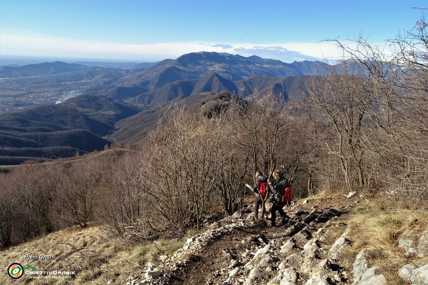 59 Le signore che scendono ci han fatto la foto, grazie.JPG